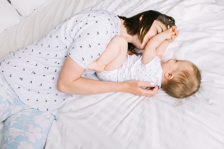 A importância do sono da mãe - Orthocrin
